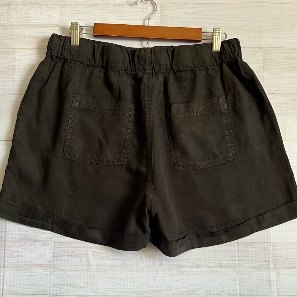 Velvet Heart “Lyra” women’s pull-on 100% Tencel shorts. Sz: Large - Picture 2 of 5